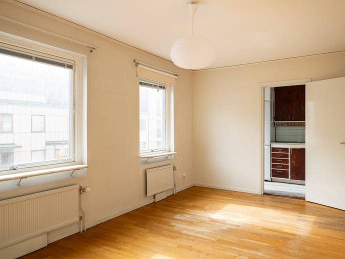 1 rok · 29 m² · Brahegatan 29, 5 tr