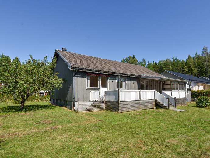 6 rok · 108 m² · Milvägen 6