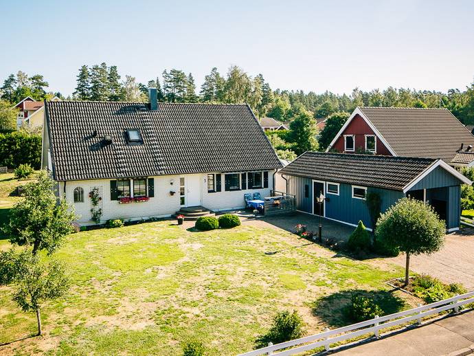 6 rok · 166 m² · Orkestervägen 3