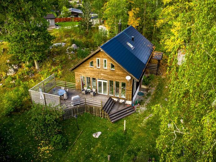 6 rok · 152 m² · Roddbåtsstigen 1
