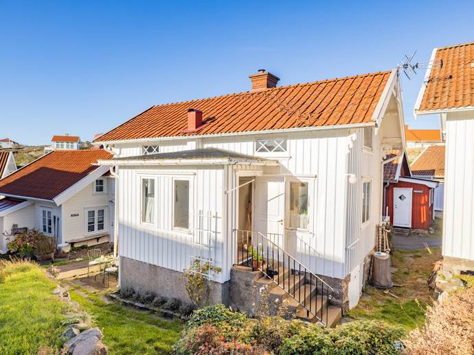 3 rok · 45 m² · Gatan 266