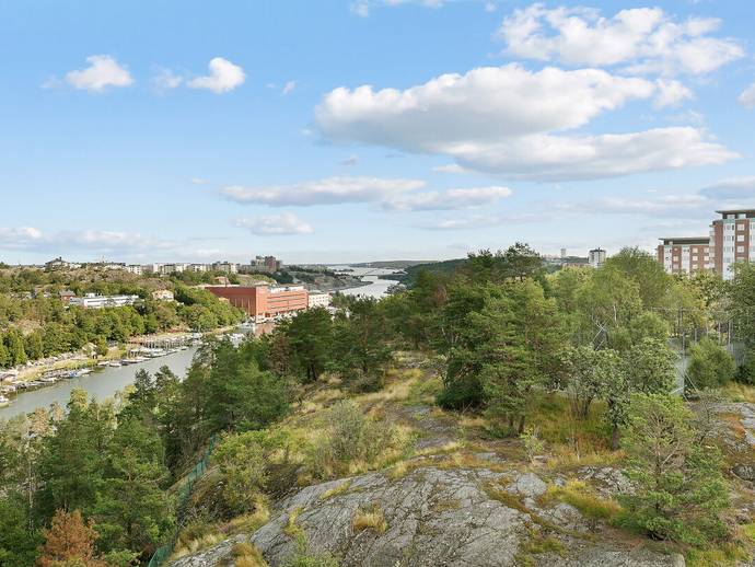 2 rok · 62 m² · Alphyddevägen 67, vån 8
