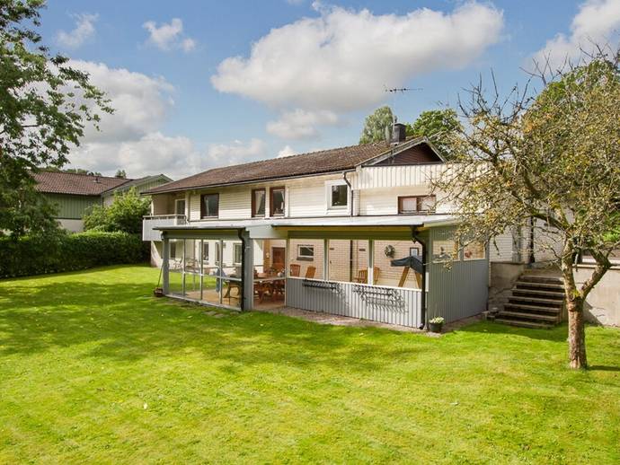 6 rok · 103 m² · Nivåvägen 8