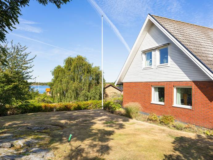 7 rok · 160 m² · Holks väg 9