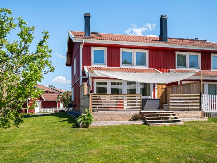4 rok · 124 m² · Stora Lundbyvägen 25