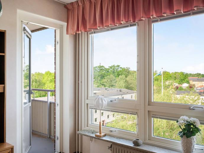 1 rok · 45,5 m² · Drottninggatan 115