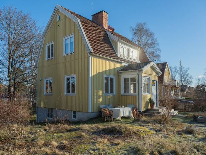 6 rok · 140 m² · Stjärngossevägen 111