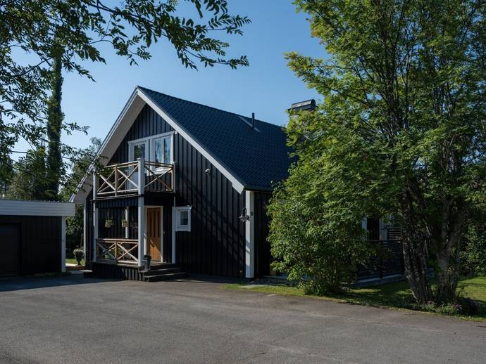 5 rok · 121 m² · Skogsvägen 12