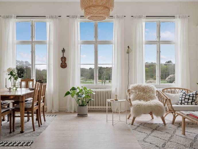 6 rok · 232 m² · Övertun 19