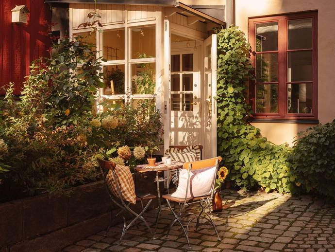 2 rok · 49 m² · Skaraborgsgatan 6A över gården