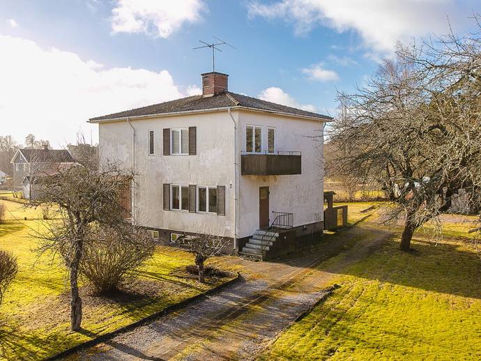 7 rok · 160 m² · Furuvägen 7