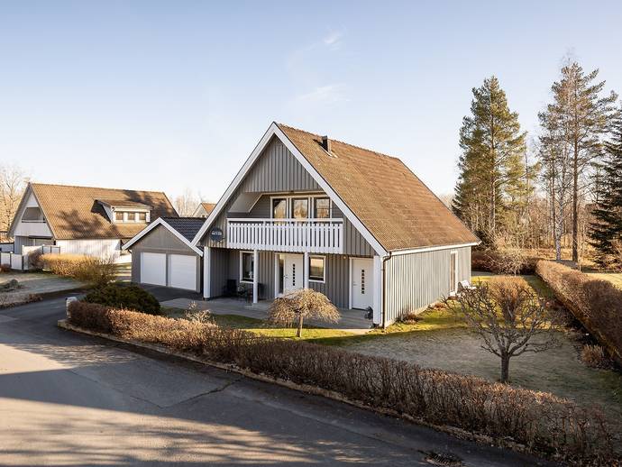 6 rok · 143 m² · Korgblomsgatan 23
