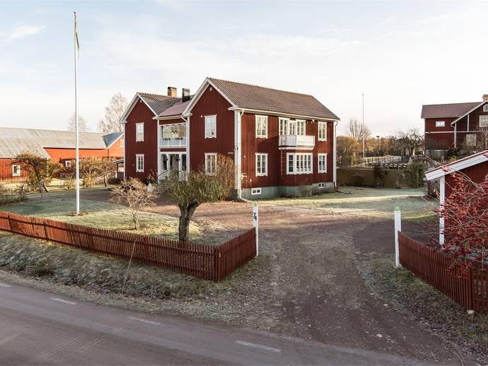 8 rok · 280 m² · Stackmoravägen 74