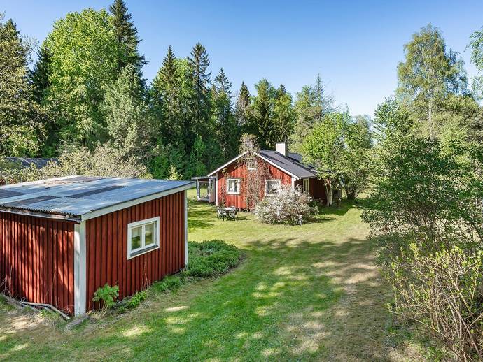 1 rok · 54 m² · Hållen 183