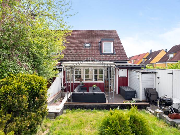 5 rok · 96 m² · Djuprännilen 305
