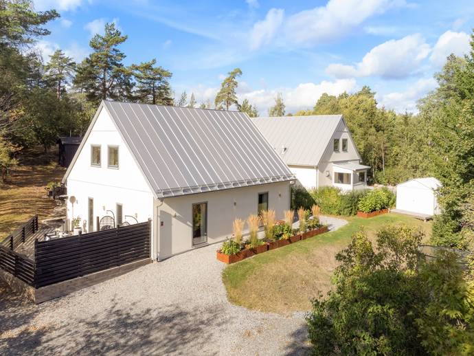 6 rok · 138 m² · John Ekströms väg 5