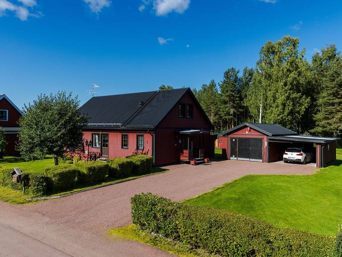 4 rok · 100 m² · Kärrvägen 1