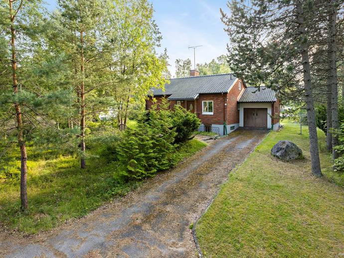 4 rok · 140 m² · Idrottsvägen 11