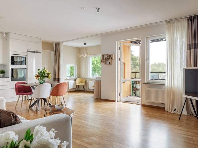 2 rok · 63 m² · Snickerigatan 10
