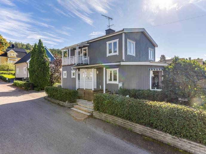 6 rok · 151 m² · Lostigen 8