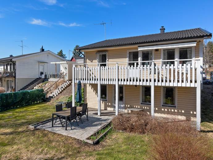 5 rok · 129 m² · Svarthättevägen 22