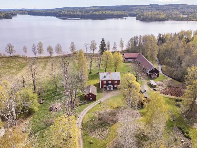 7 rok · 220 m² · Snöån Erik Jons väg 7