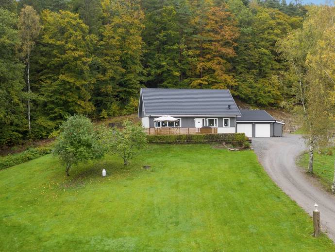 6 rok · 119 m² · Foss-Liane 35