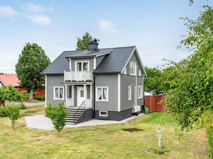 4 rok · 104 m² · Elinge 126