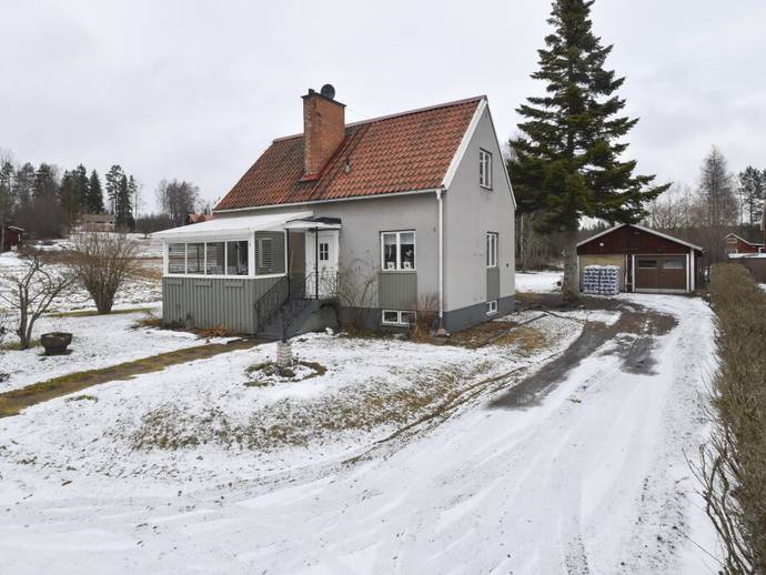 4 rok · 90 m² · Brusvägen 1