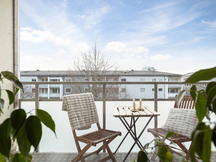 3 rok · 71 m² · Rullharvsgatan 5E