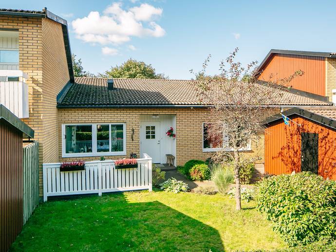 4 rok · 93 m² · Barkvägen 115