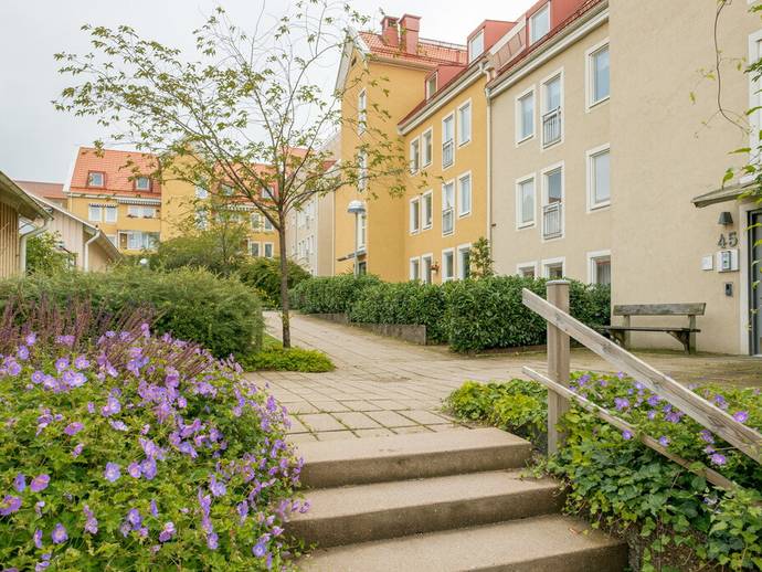 3 rok · 74 m² · Södra kyrkogatan 45