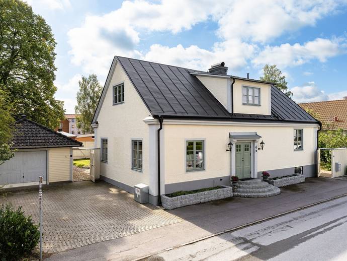 7 rok · 161 m² · Bergsvägen 4