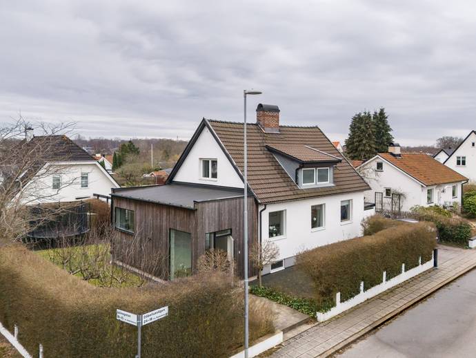 6 rok · 146 m² · Döbeliusvägen 24