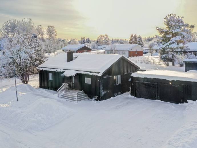 4 rok · 104 m² · Pilotvägen 8