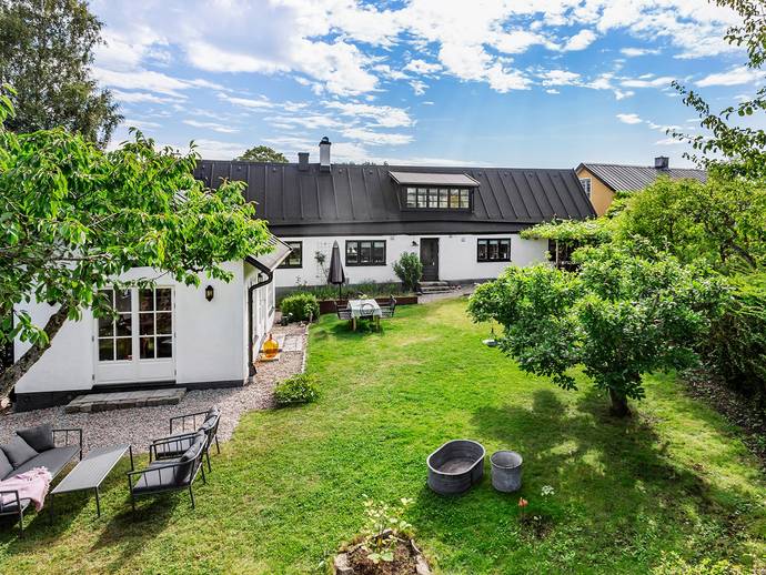 5 rok · 130 m² · Byadammsvägen 18