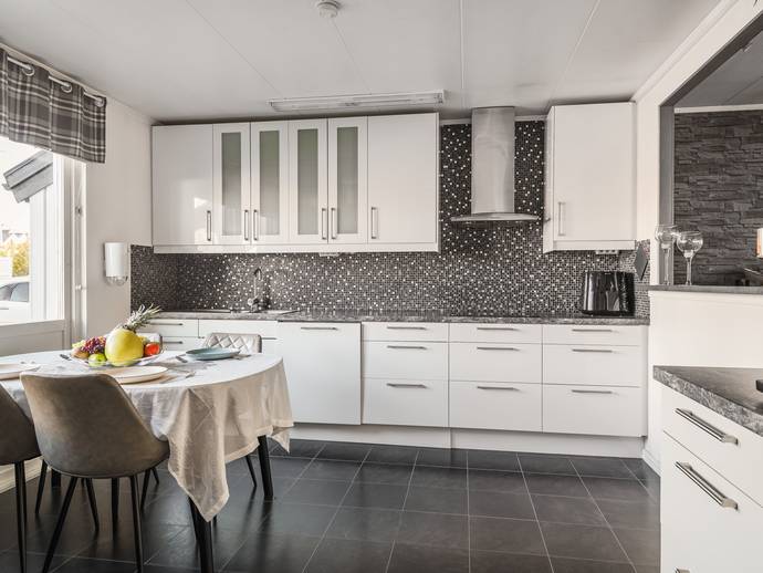 6 rok · 150 m² · Fågelsångsvägen 14