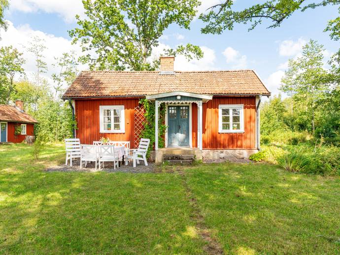 2 rok · 35 m² · Lindärva Filsro 1