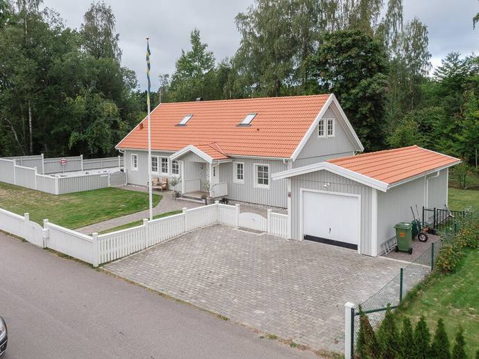 6 rok · 185 m² · Dagsländevägen 5