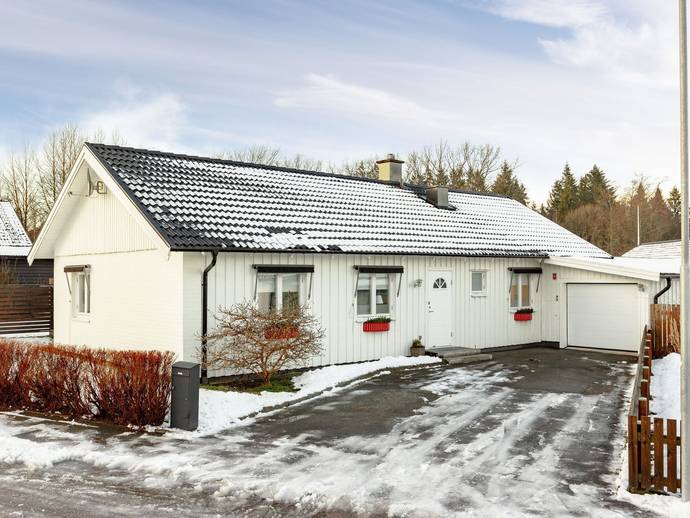 5 rok · 142 m² · Högåsstigen 12