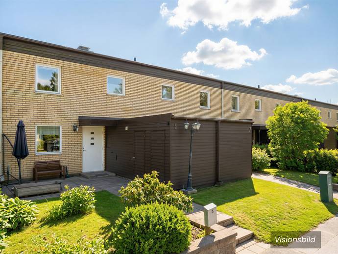 4 rok · 108 m² · Alkvägen 5