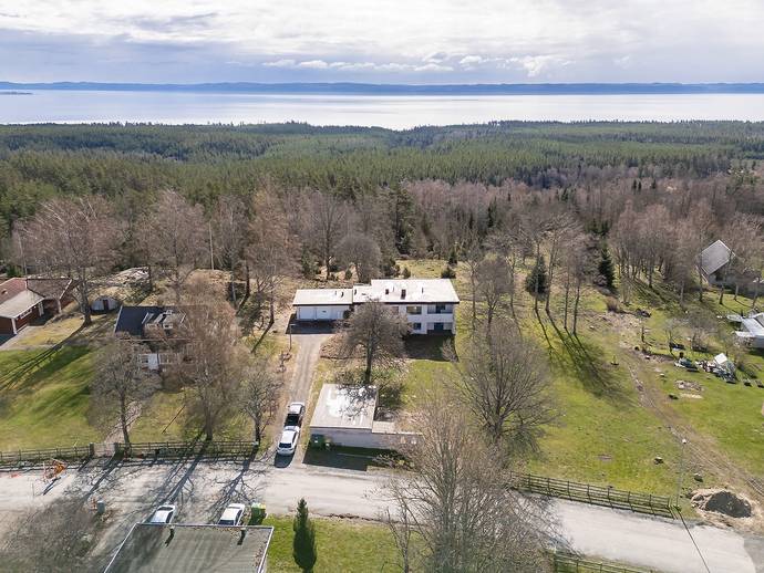 8 rok · 240 m² · Fagerlidsvägen 11