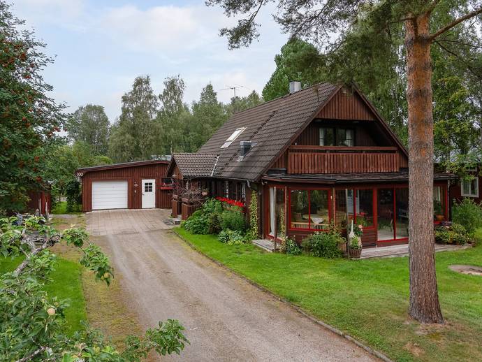 6 rok · 156 m² · Kopparnäsvägen 100