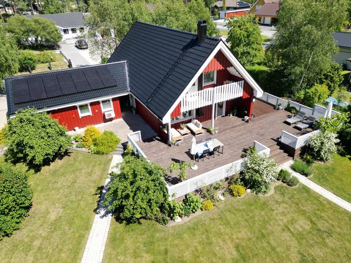 6 rok · 166 m² · Älgvägen 13