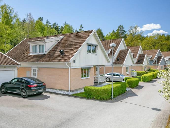 5 rok · 128 m² · Aftongatan 180