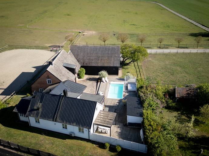 6 rok · 183 m² · Fjälkingevägen 34