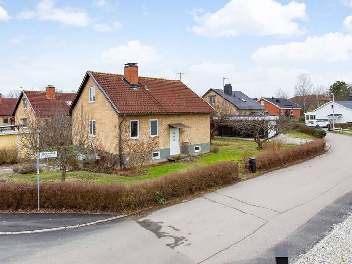 6 rok · 105 m² · Lavendelvägen 1