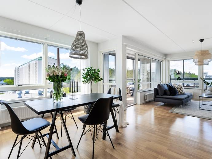 3 rok · 103,5 m² · Centralvägen 35, 8 tr