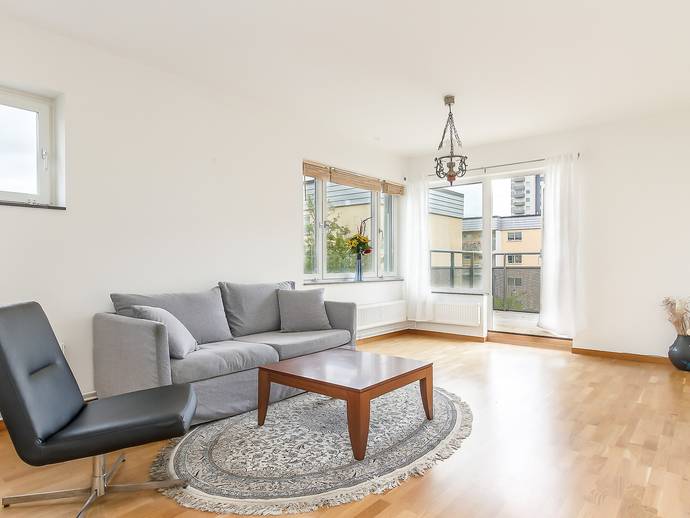 4 rok · 93 m² · Kinnaredsgränd 35