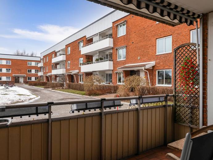 2 rok · 64 m² · Ringvägen 2B